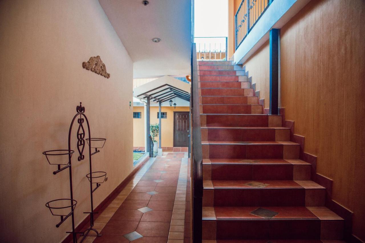 Hotel Villa Terra Сан-Сальвадор Экстерьер фото